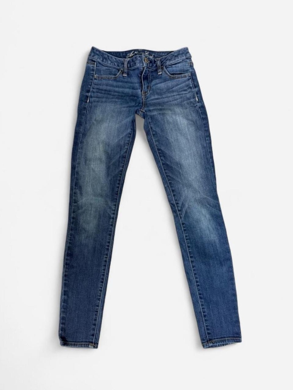 American Eagle Outfitters Skinny Jeans in Medium Blue Wash
